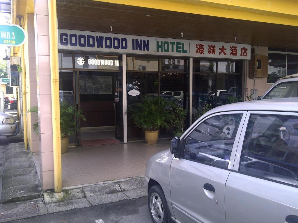Goodwood Inn Kuching Extérieur photo