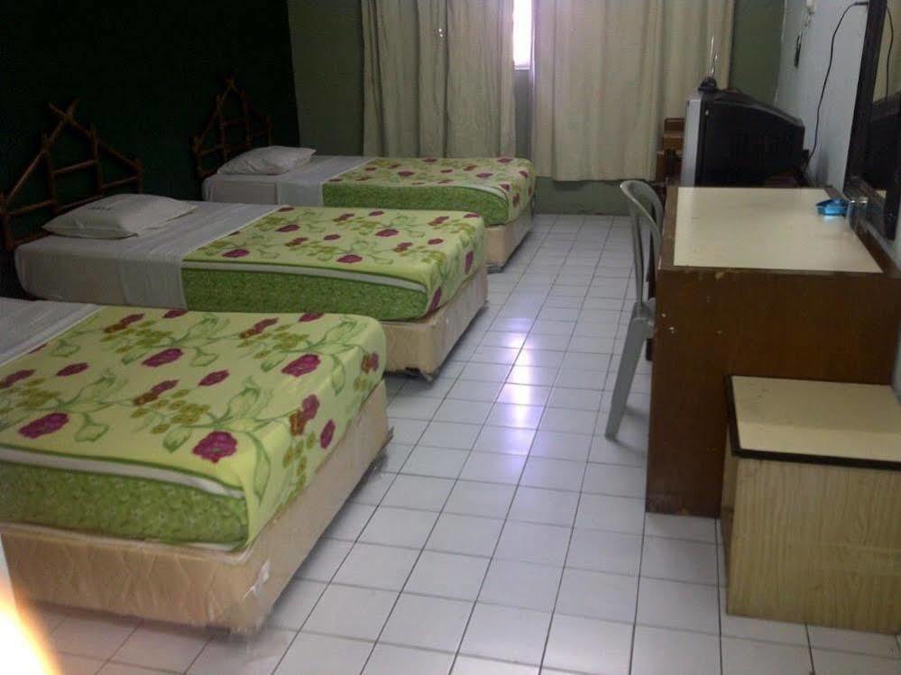 Goodwood Inn Kuching Extérieur photo