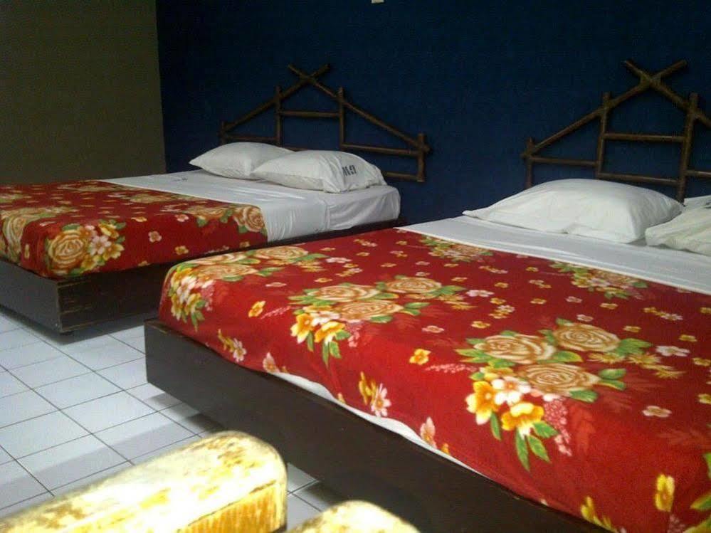 Goodwood Inn Kuching Extérieur photo